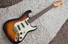 Fender ストラトキャスター改