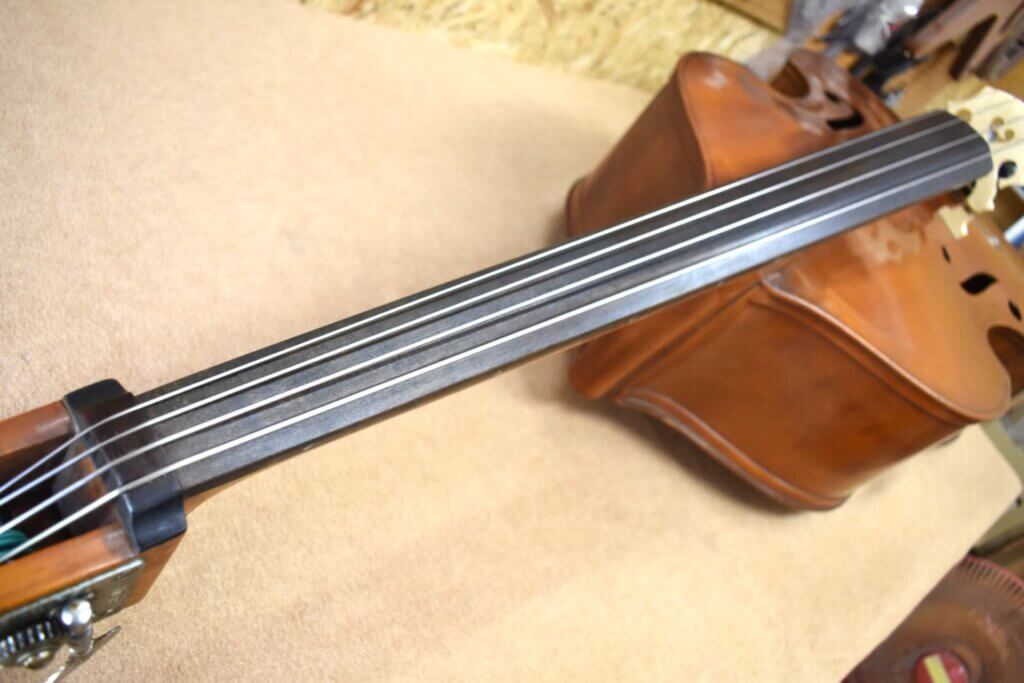 ウッドベース (4)